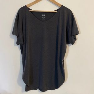 Uniqlo Women’s Airism Top